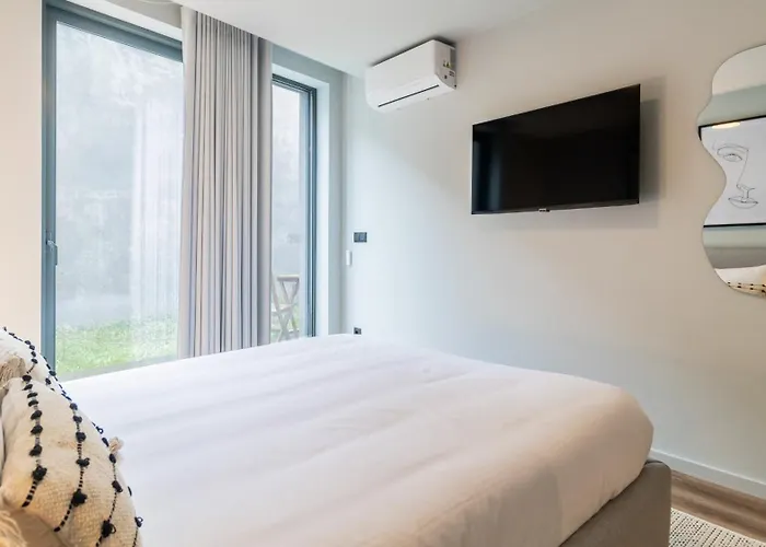 Ruah Apartments By Lovelystay