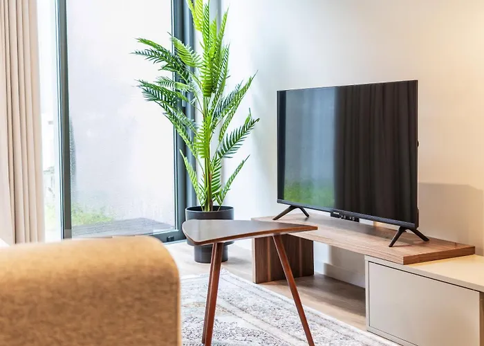 Ruah Apartments By Lovelystay